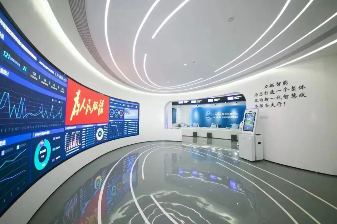 广东立德技工学校祝贺力麒园区便民服务站揭牌仪式暨“政务服务直通车”进力麒园区直播活动圆满举行！